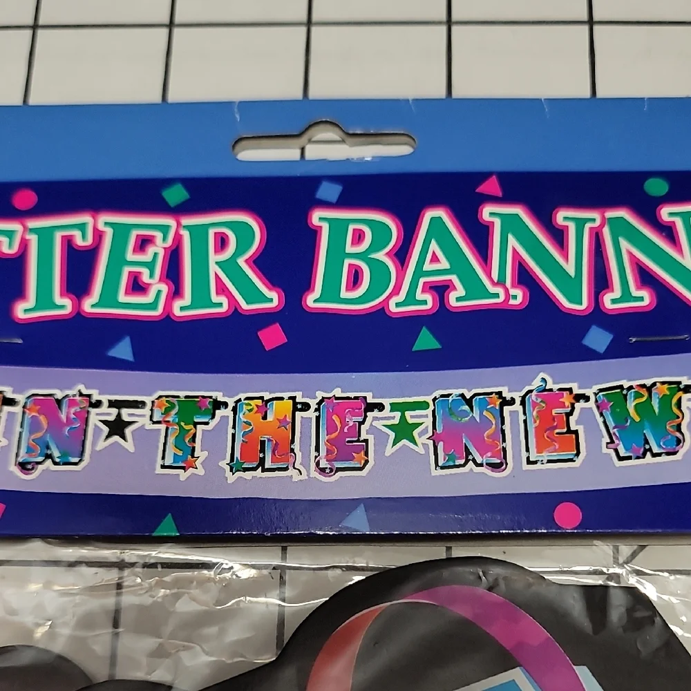 Ring in the New Year Letter Banner, NIP 7.3 Foot Banner for Parties‎